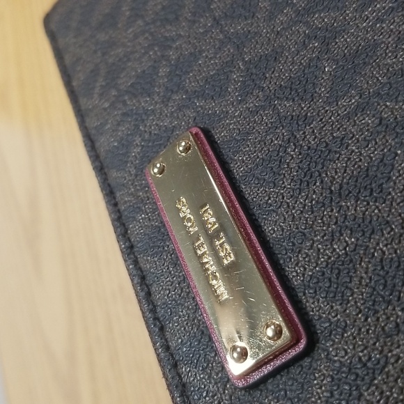 Michael Kors Signature Wristlet In Brown - Picture 9 of 10